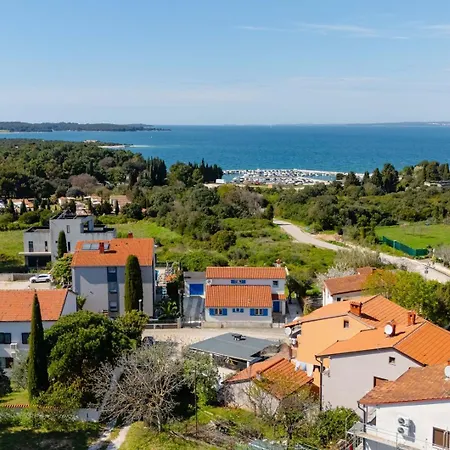 Holiday home House Nino Pula