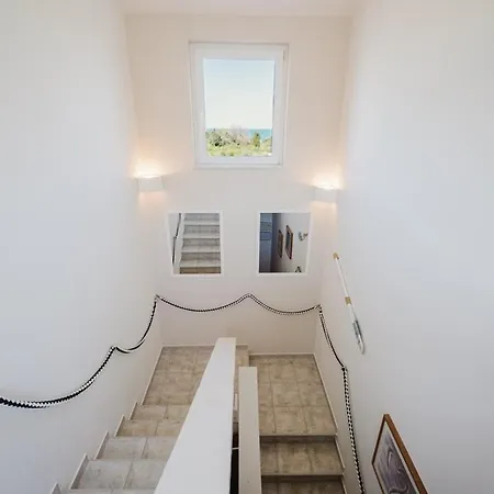 بيت للعطل House Nino