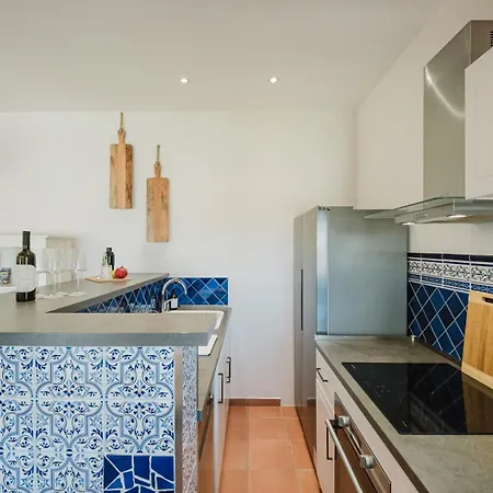 House Nino Holiday home *